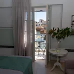 Magnolia - In * Kalamata