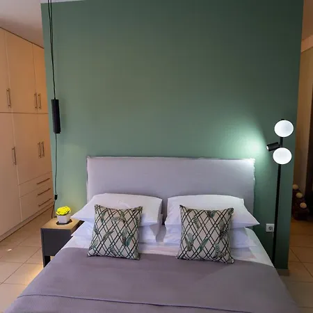 Magnolia - In * Kalamata