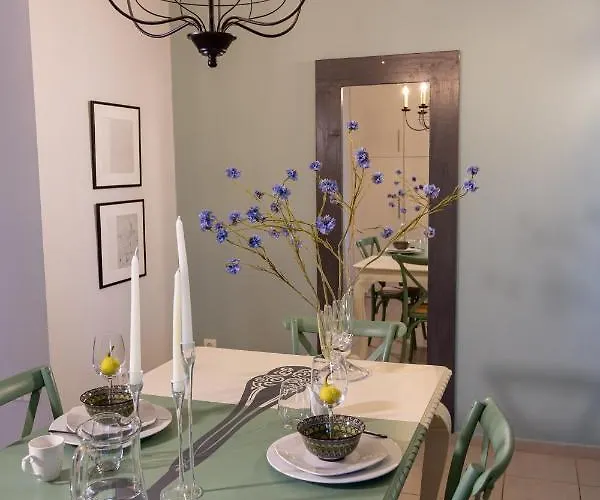 Magnolia - In Kalamata